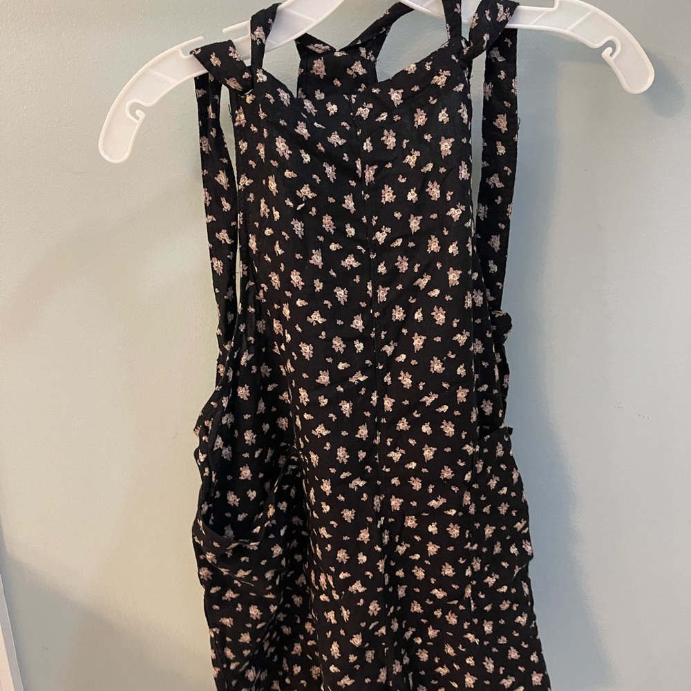 AEROPOSTALE Adjustable Floral Print Romper, Black, Size S